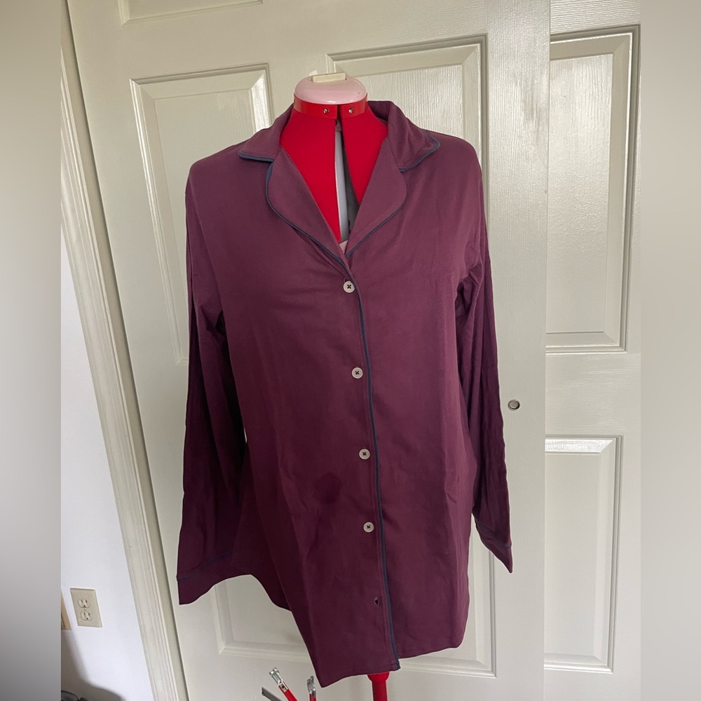Brand new Pact Women’s maroon all ease sleep long sleeve top ML